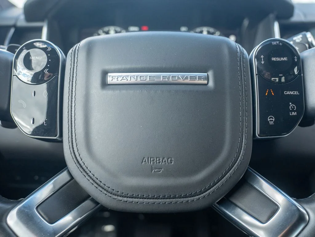 Used 2020 Red Land Rover HSE image 15