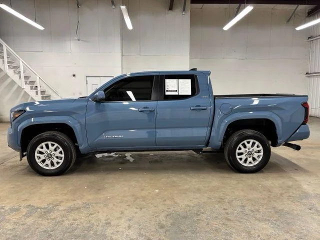 Used 2026 HERITAGE BLUE Toyota  image 4