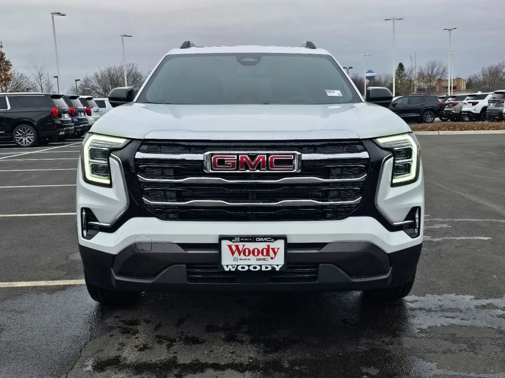 New 2026 Summit White GMC Elevation image 4