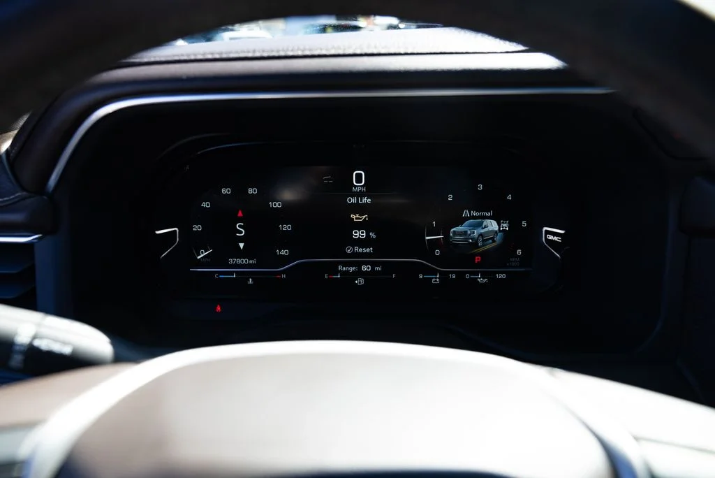 Used 2024 White GMC Denali image 13