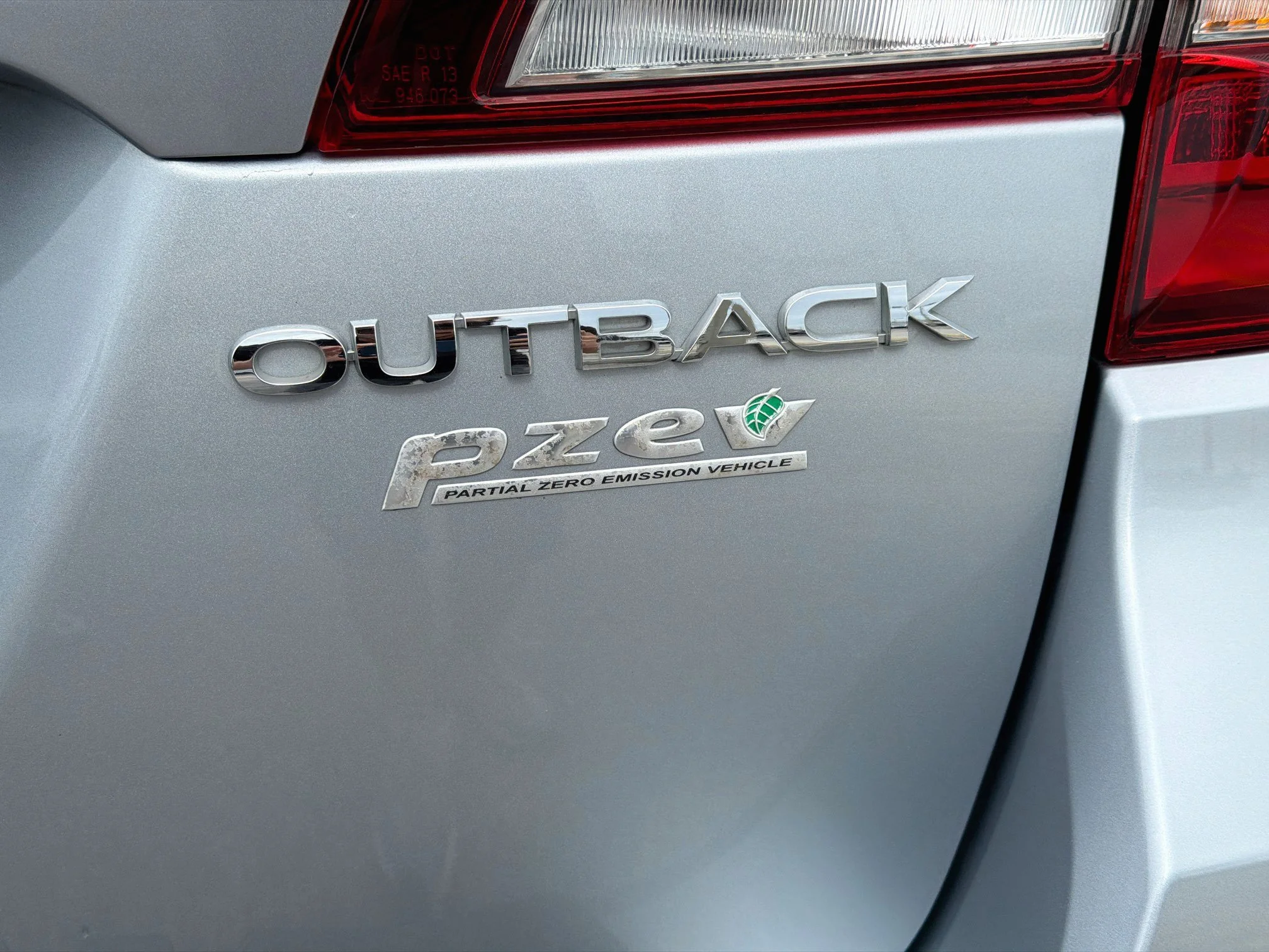 Used 2016 Ice Silver Metallic Subaru 2.5i Premium image 11