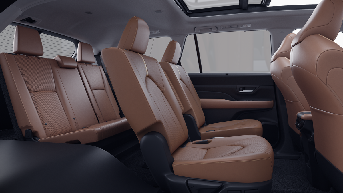 New 2026 Wind Chill Pearl Toyota Platinum image 21