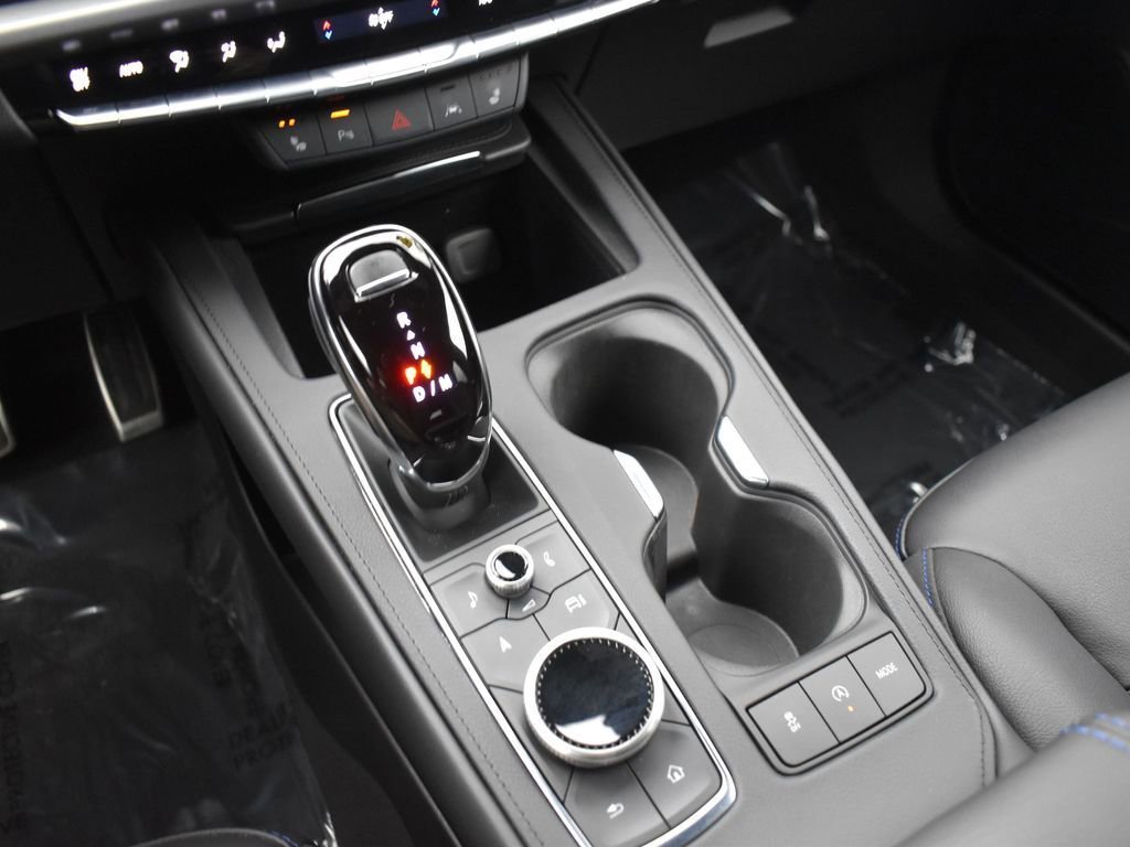 2024 CADILLAC XT4 - Image 19