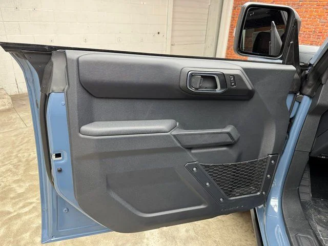 New 2025 Azure Gray Metallic Tri-Coat Ford Badlands® image 10