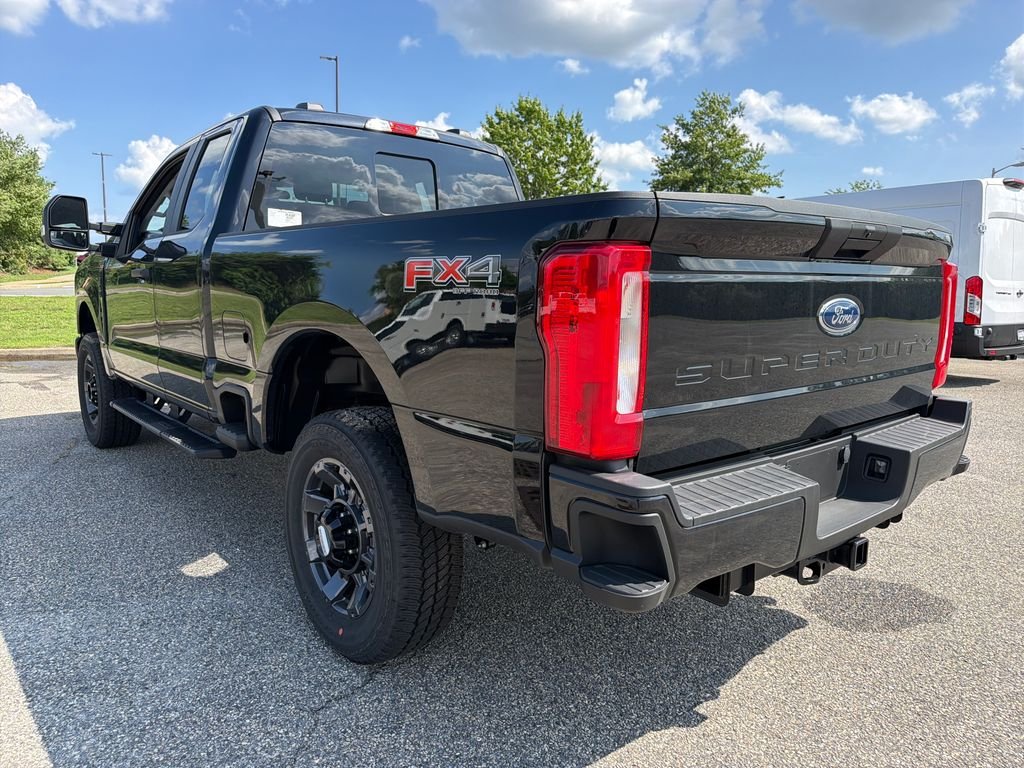 New 2026 Black Ford XL image 6