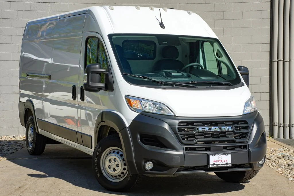 Used 2025 White Ram High Roof image 3