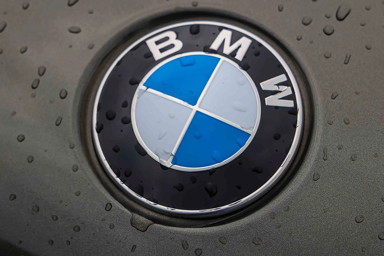 Used 2023 Manhattan Green Metallic BMW xDrive40i image 30