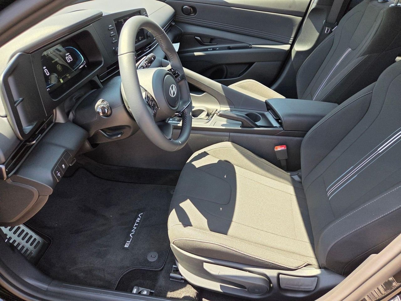 New 2026 Black Hyundai SEL Sport image 6