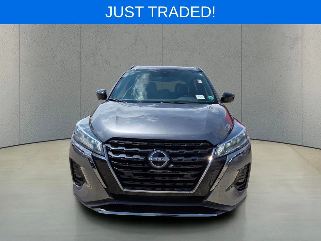 Used 2024 Gray Nissan SR image 8