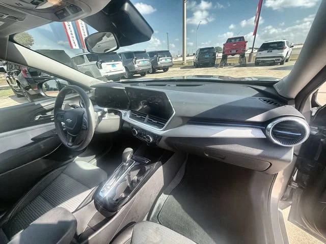 2026 Chevrolet Trax LT - Photo 27