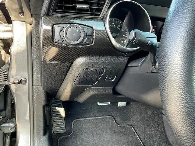 Certified Used 2021 Carbonized Gray Metallic Ford GT Premium image 59
