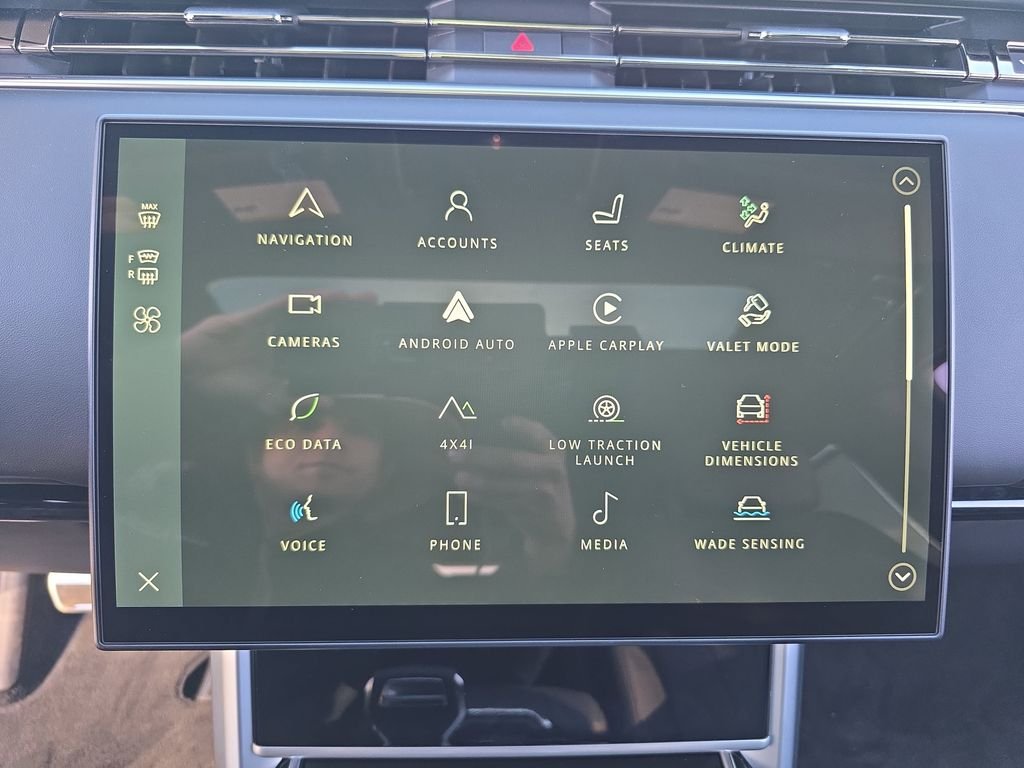 2025 Land Rover Range Rover SE - Photo 22