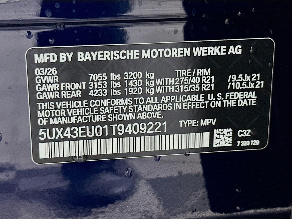 New 2026 Tanzanite Blue II Metallic BMW xDrive50e image 24