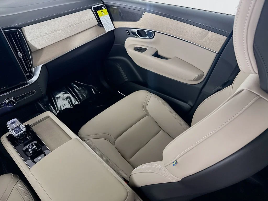 New 2026 Blue Volvo T8 Plus image 25