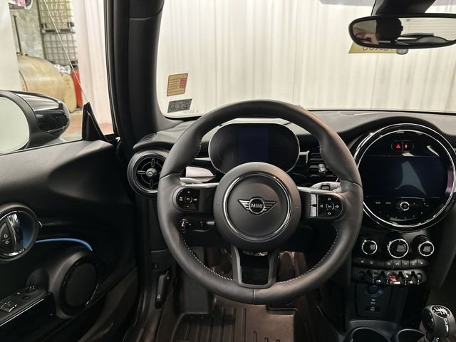 Used 2024 Black MINI  image 15