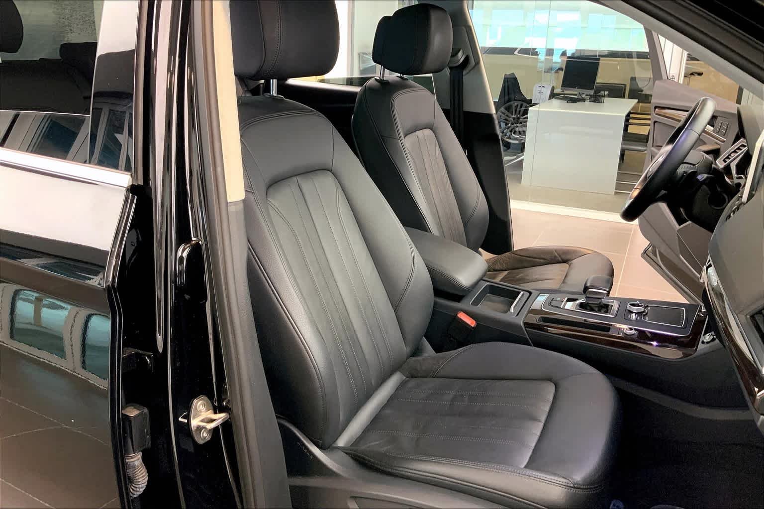 Used 2018 Brilliant Black Audi Tech Premium Plus image 8