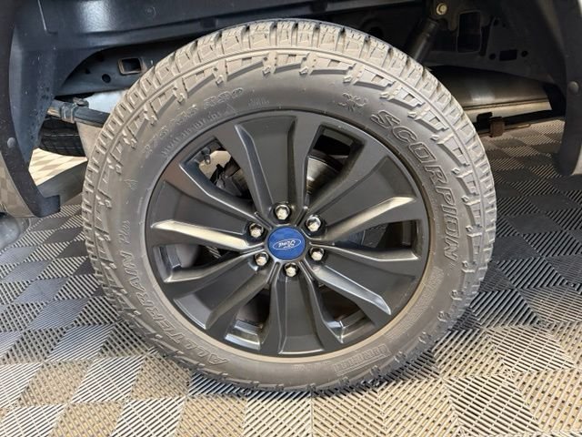 Used 2020 Magnetic Metallic Ford XLT image 40