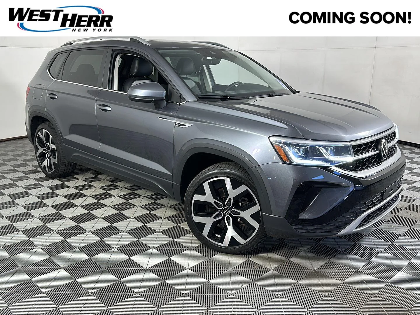Used 2022 Platinum Gray Metallic Volkswagen SEL image 1
