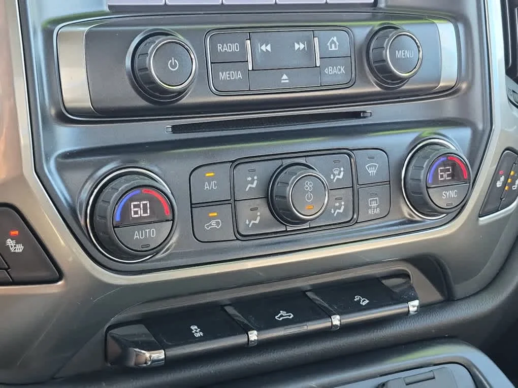 Used 2018 Black Chevrolet LT image 14