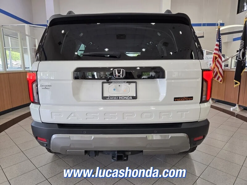 Used 2026 White Honda TRAILSPORT AWD image 5