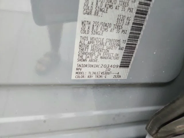 Used 2024 Gray Nissan Platinum image 49