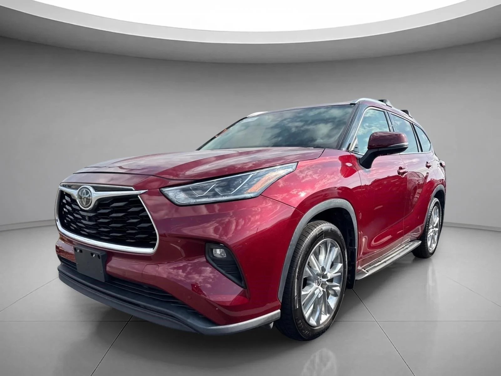 Used 2021 Ruby Flare Pearl Toyota Limited image 2