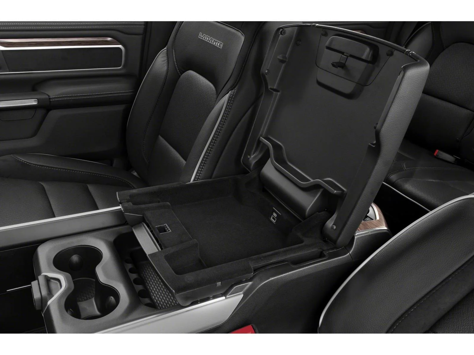 Used 2021  ram Laramie image 12