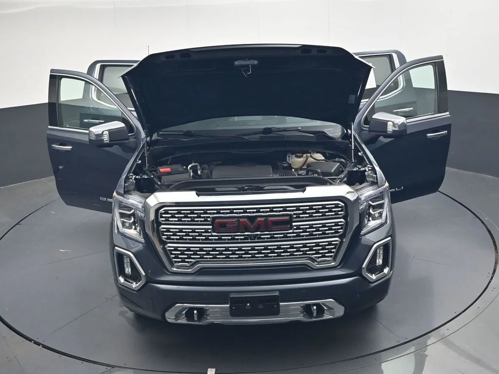 Used 2022 Blue GMC Denali image 45