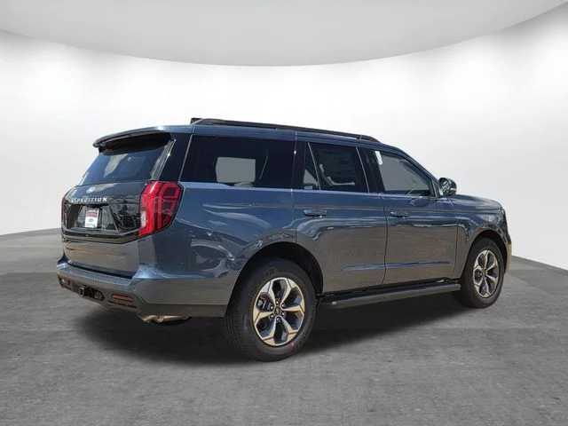 New 2027 Nocturnal Blue Metallic Ford Active image 24