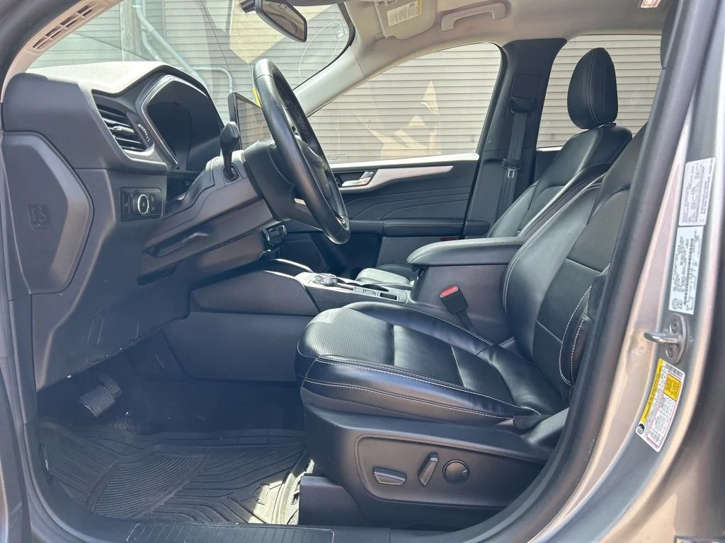 2023 Ford Escape Platinum - Photo 10