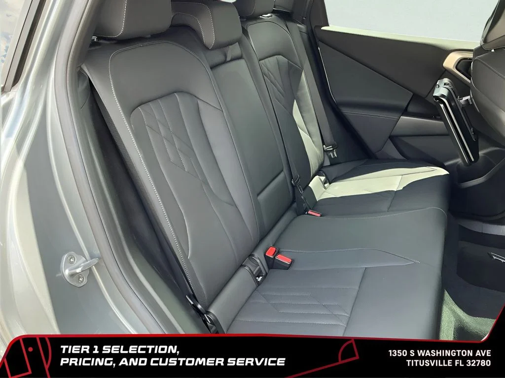 Used 2025 Gray BMW 30 xDrive image 13