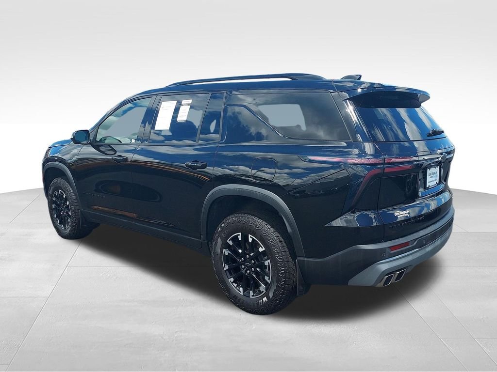 Used 2025 Black Chevrolet Z71 image 3