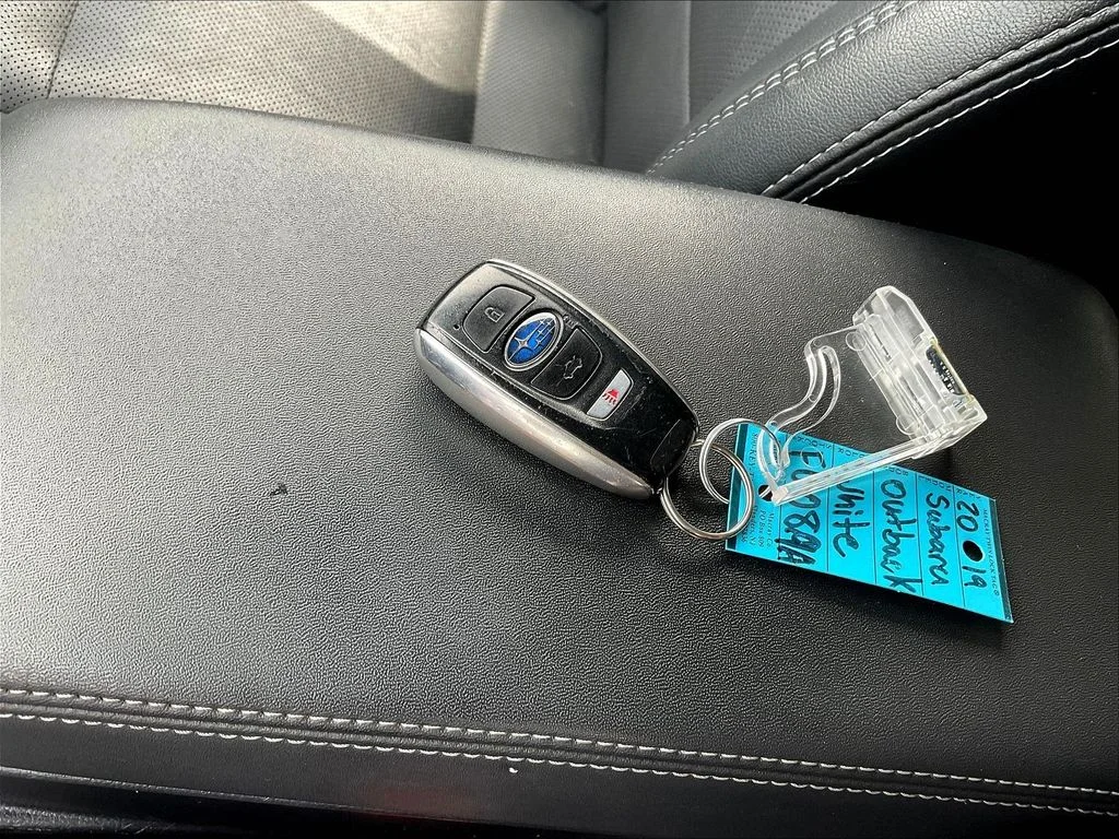 Certified Used 2019 White Subaru 2.5i image 34