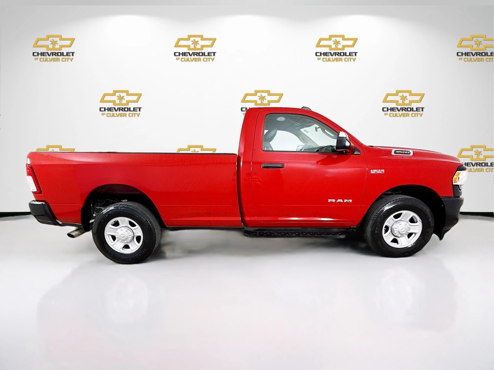 Used 2019  Ram Tradesman image 9