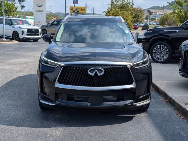 New 2027 MINERAL BLACK INFINITI LUXE image 10