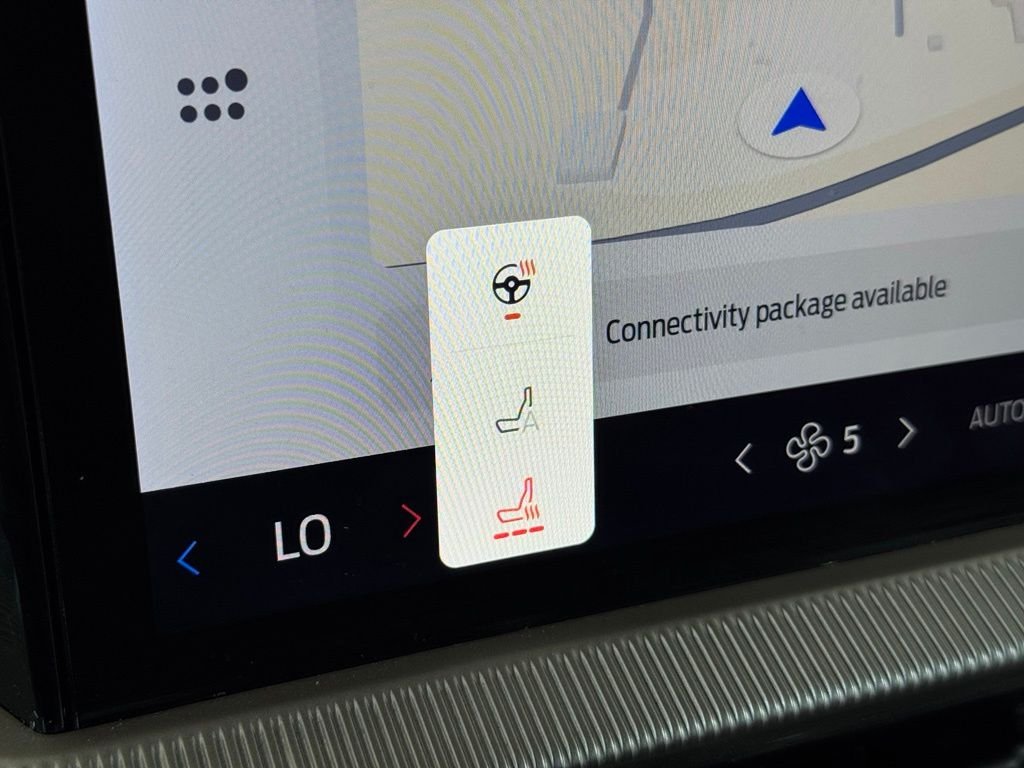 Used 2025 White Ford Active image 37