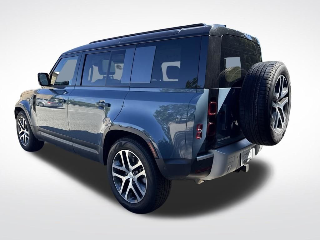 Used 2025 Blue Land Rover S image 7