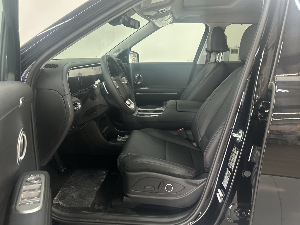 New 2026 Abyss Black Hyundai Limited AWD image 12