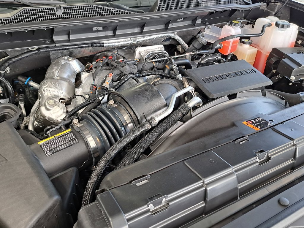 2026 Chevrolet Silverado 2500 HD LTZ Crew Cab Pickup Slide 14