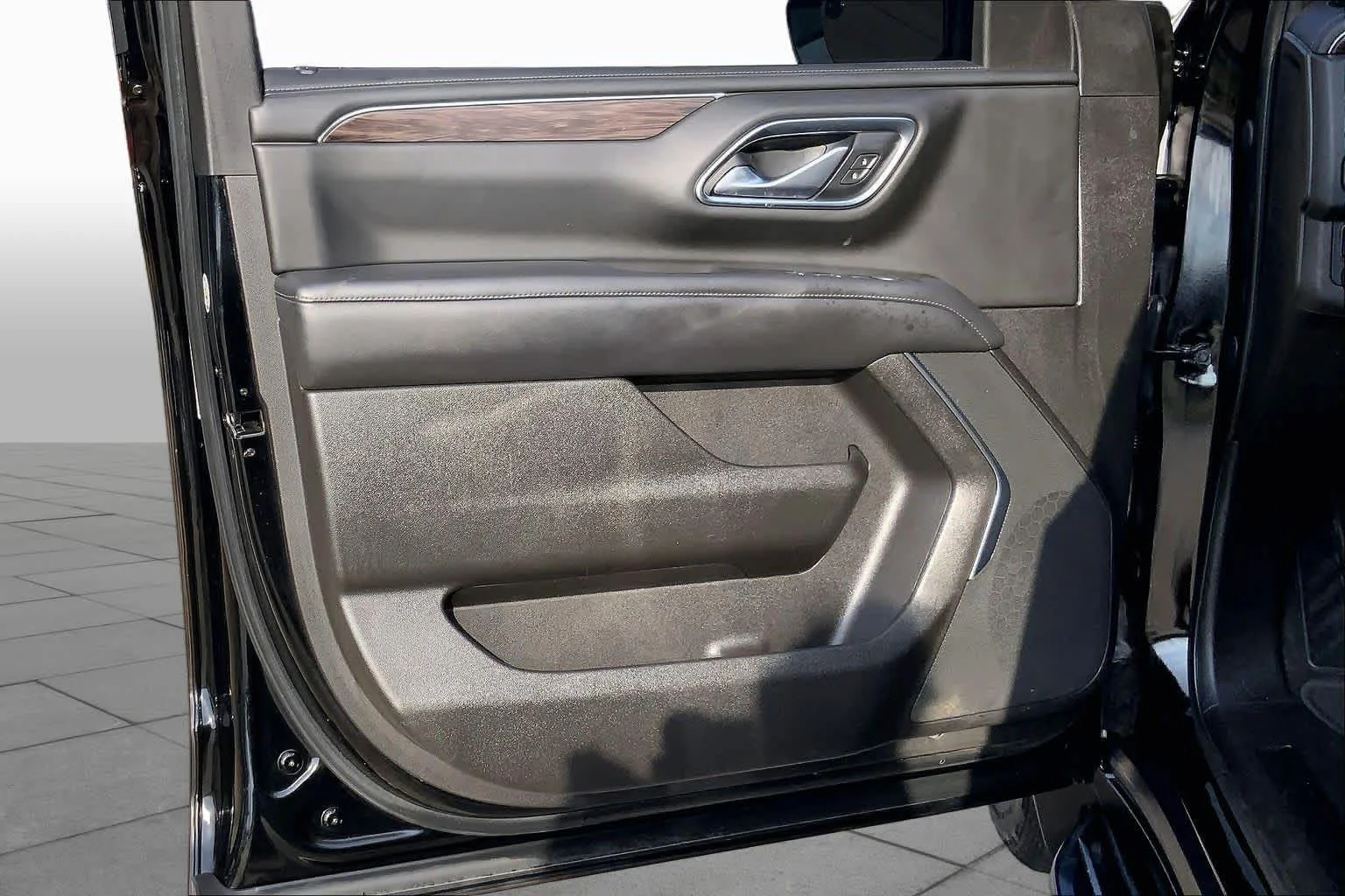 Used 2021 Black Chevrolet LS image 20
