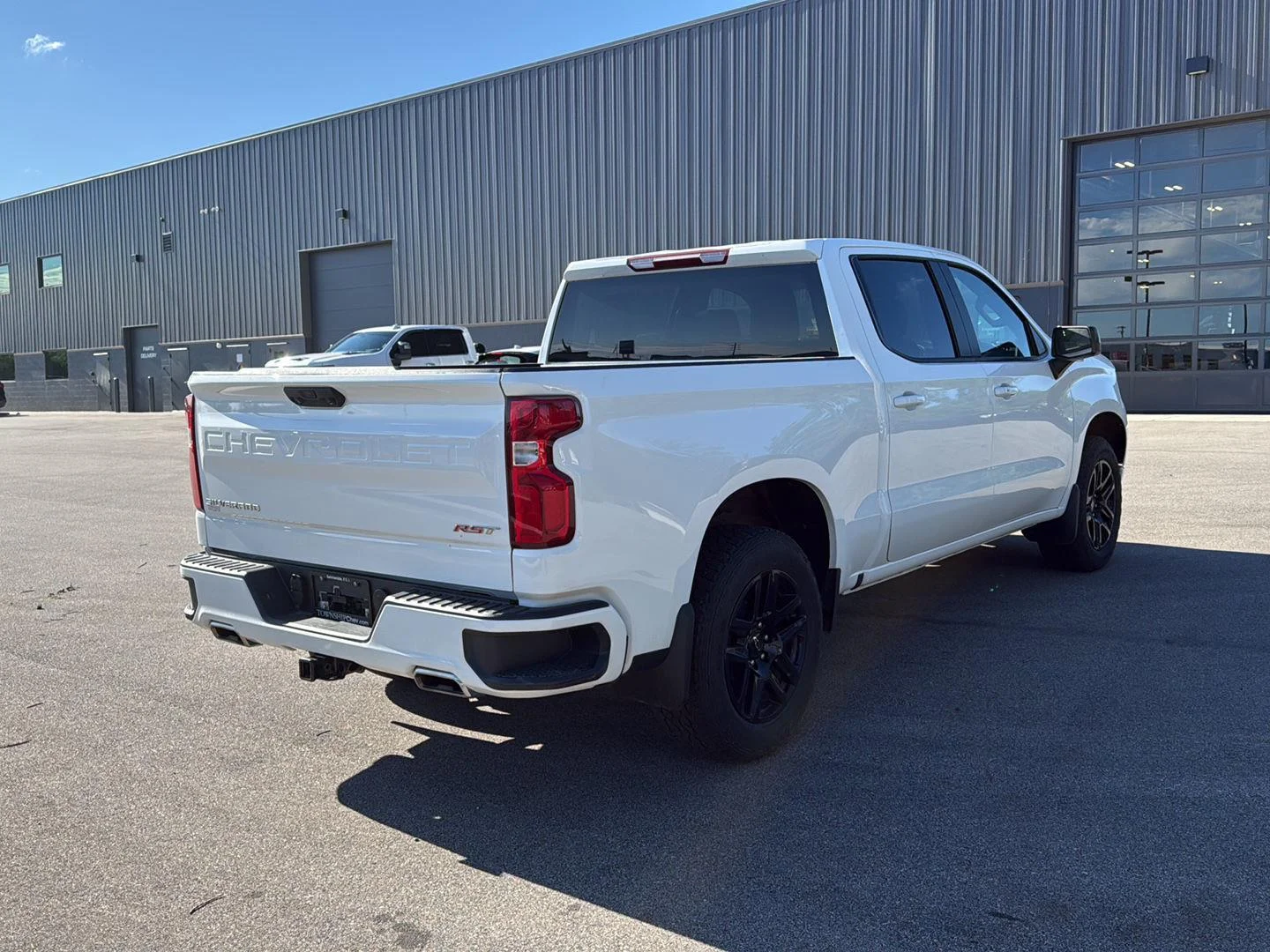 Used 2024 Summit White Chevrolet RST image 3
