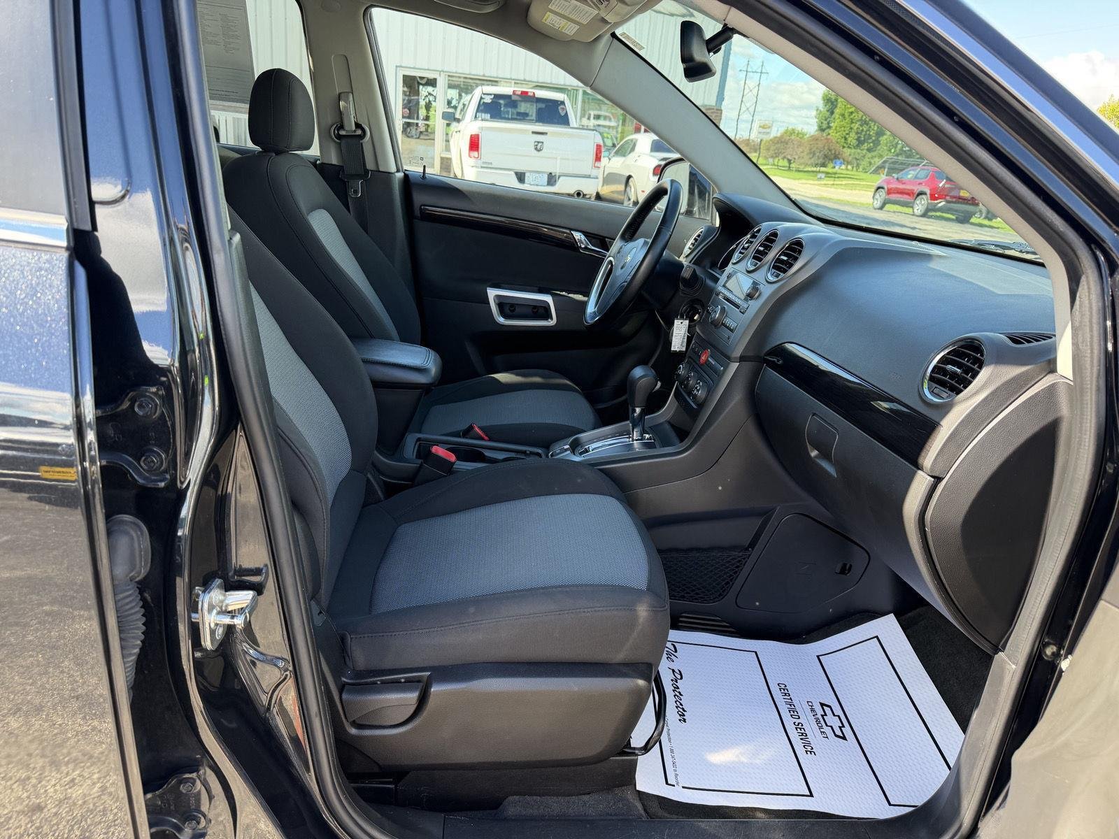 Used 2014 Black Granite Metallic Chevrolet LT image 19