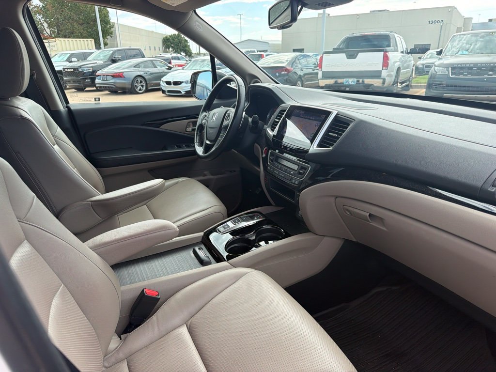 Used 2020 White Honda RTL-E image 14