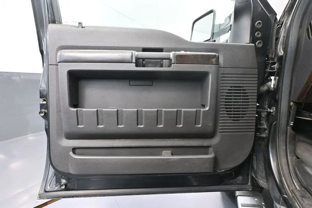 2014 Ford F-250 Super Duty Platinum - Photo 20