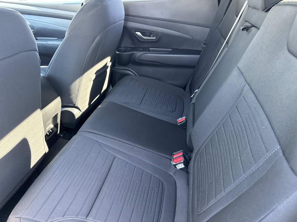 2025 Hyundai Santa Cruz SE - Photo 27