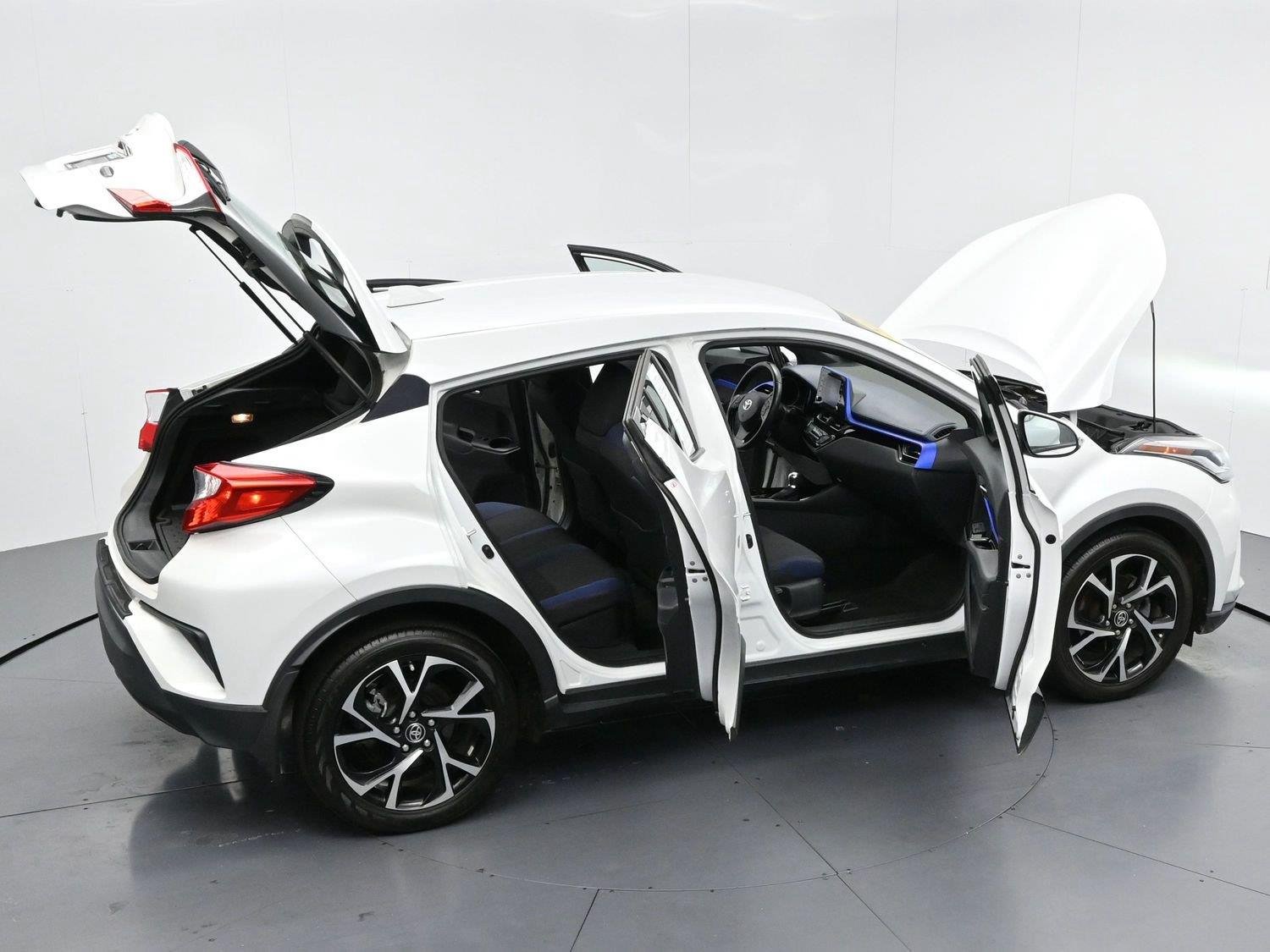 Used 2022 Wind Chill Pearl Toyota XLE image 36