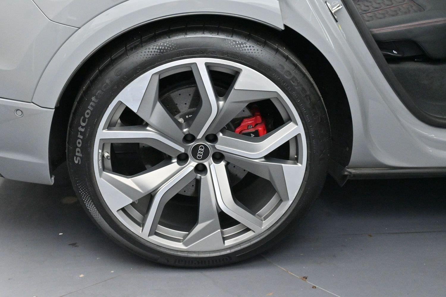 Used 2023 Nardo Gray Audi 4.0 TFSI quattro image 37