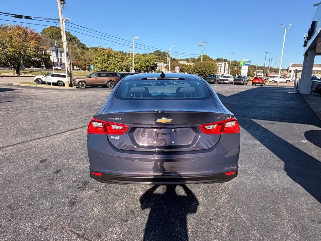 Used 2025 Night Shade Metallic Chevrolet 1LT image 7