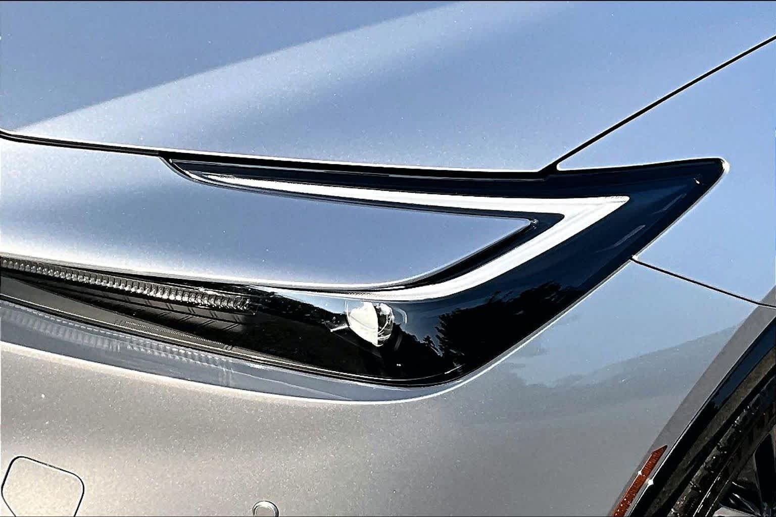 2024 Toyota Prius XLE - Photo 28