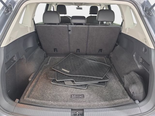 Used 2020 Gray Volkswagen  image 32
